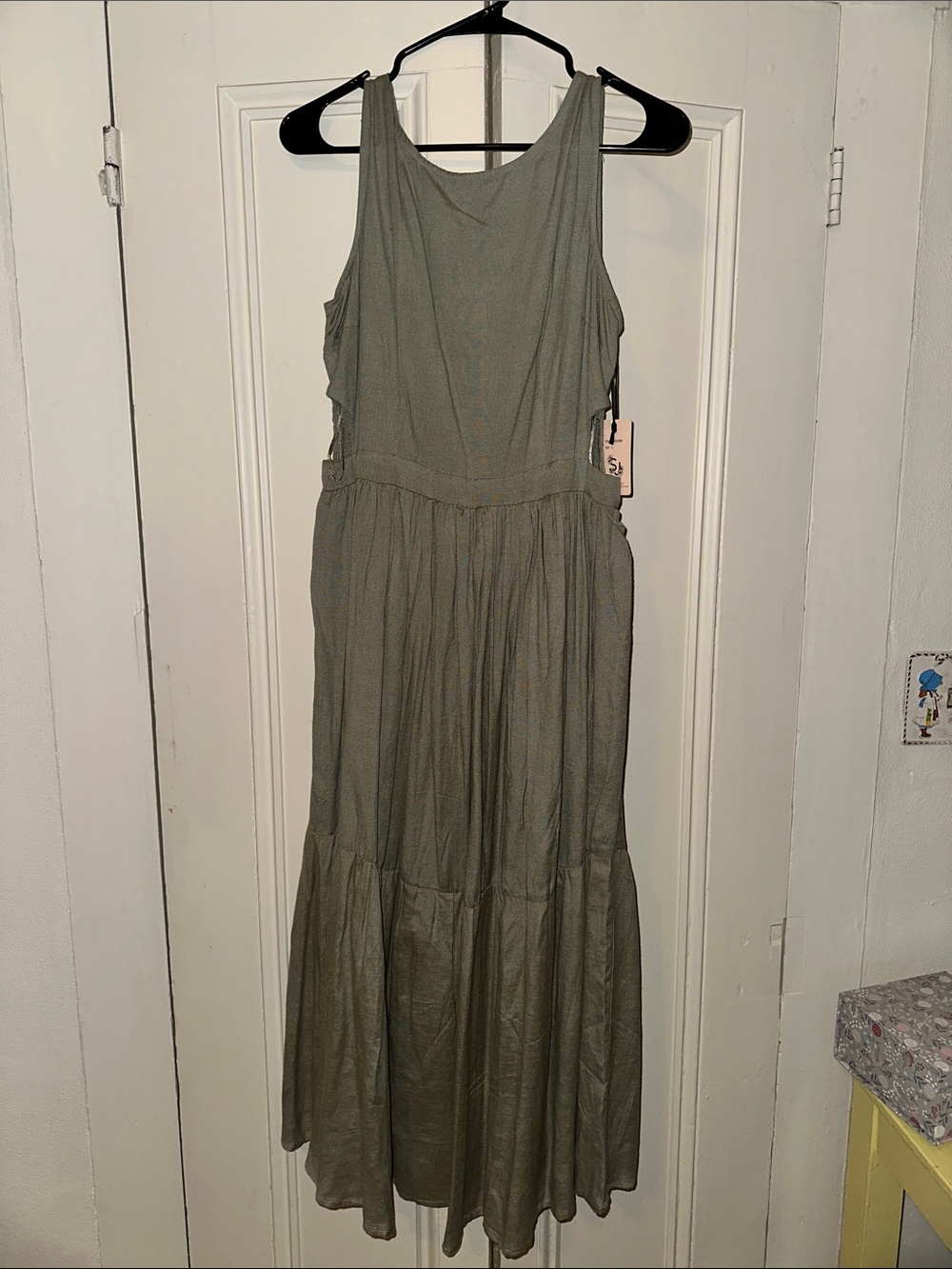 Sincerely Jules Olive Green Sleeveless Maxi Dress